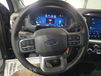 2025 Ford F-150 XLT Crew Cab Short Bed - miniatura 10