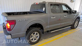 2025 Ford F-150 XLT Crew Cab Short Bed - miniatura 4