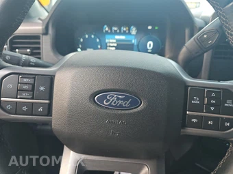 2025 Ford F-150 XLT Crew Cab Short Bed - miniatura 10