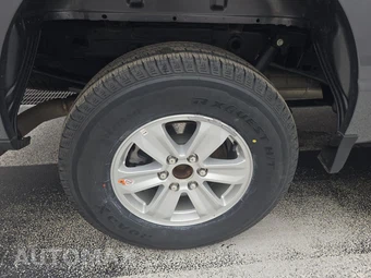 2025 Ford F-150 XLT Crew Cab Short Bed - miniatura 5