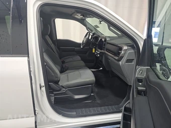 2025 Ford F-150 XLT Crew Cab Short Bed - miniatura 8
