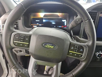 2025 Ford F-150 XLT Crew Cab Short Bed - miniatura 10