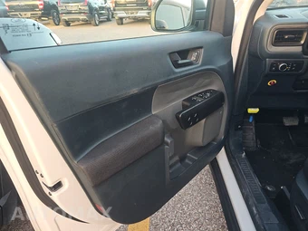 2025 Ford Maverick Hybrid XL Crew Cab Short Bed - miniatura 9