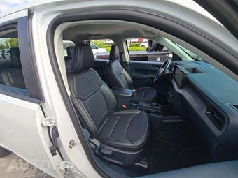2025 Ford Maverick Lobo Crew Cab Short Bed Standard - miniatura 17