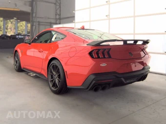 2025 Ford Mustang Dark Horse Coupe – miniatura 6