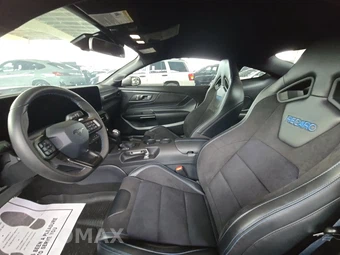 2025 Ford Mustang Dark Horse Coupe – miniatura 7