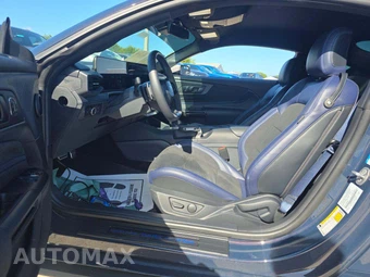 2025 Ford Mustang Dark Horse Coupe – miniatura 3