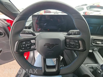 2025 Ford Mustang Dark Horse Coupe - miniatura 10