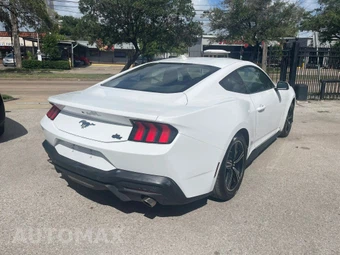 2025 Ford Mustang EcoBoost Coupe - miniatura 4