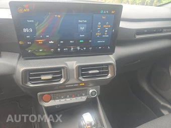 2025 Ford Mustang EcoBoost Coupe - miniatura 11