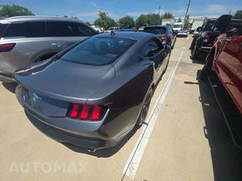 2025 Ford Mustang EcoBoost Coupe - miniatura 4