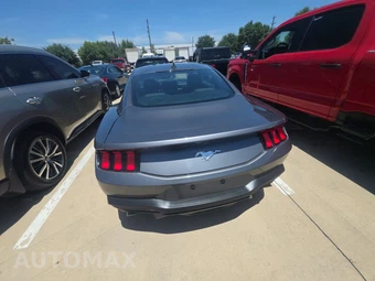 2025 Ford Mustang EcoBoost Coupe - miniatura 5