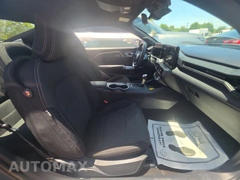 2025 Ford Mustang EcoBoost Coupe - miniatura 8