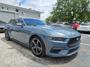 2025 Ford Mustang EcoBoost Coupe - miniatura 14