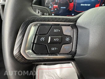 2025 Ford Mustang EcoBoost Coupe - miniatura 14