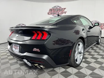 2025 Ford Mustang EcoBoost Coupe - miniatura 26