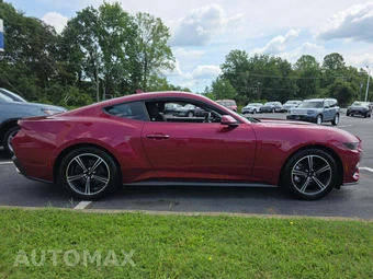 2025 Ford Mustang EcoBoost Coupe - miniatura 4