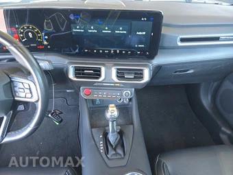 2025 Ford Mustang EcoBoost Premium Coupe - miniatura 11