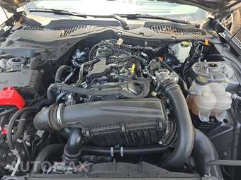 2025 Ford Mustang EcoBoost Premium Coupe - miniatura 16