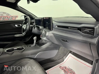 2025 Ford Mustang GT Coupe - miniatura 11
