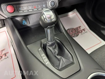 2025 Ford Mustang GT Coupe - miniatura 21