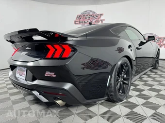2025 Ford Mustang GT Coupe - miniatura 25