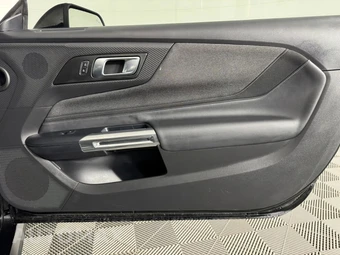2025 Ford Mustang GT Coupe - miniatura 34