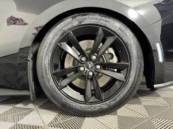 2025 Ford Mustang GT Coupe - miniatura 36