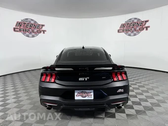 2025 Ford Mustang GT Coupe - miniatura 6