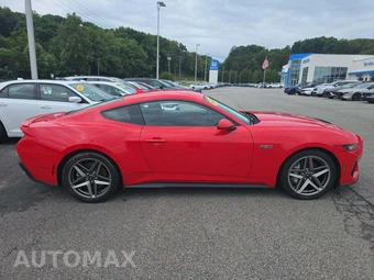 2025 Ford Mustang GT Coupe – miniatura 4