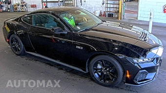 2025 Ford Mustang GT Coupe - miniatura 3