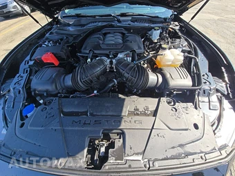 2025 Ford Mustang GT Coupe - miniatura 7