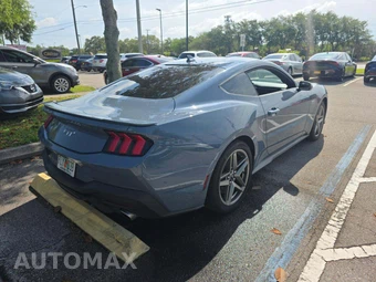 2025 Ford Mustang GT Coupe – miniatura 3