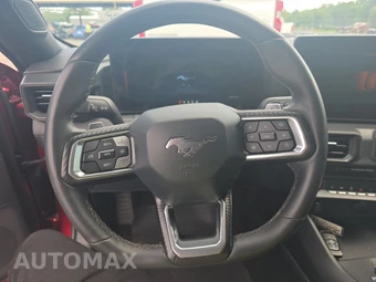 2025 Ford Mustang GT Coupe - miniatura 10