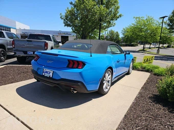 2025 Ford Mustang GT Premium Convertible - miniatura 3