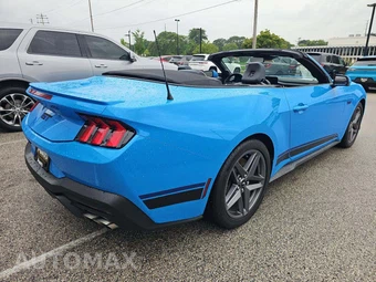2025 Ford Mustang GT Premium Convertible - miniatura 3