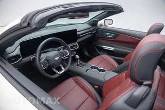 2025 Ford Mustang GT Premium Convertible - miniatura 25