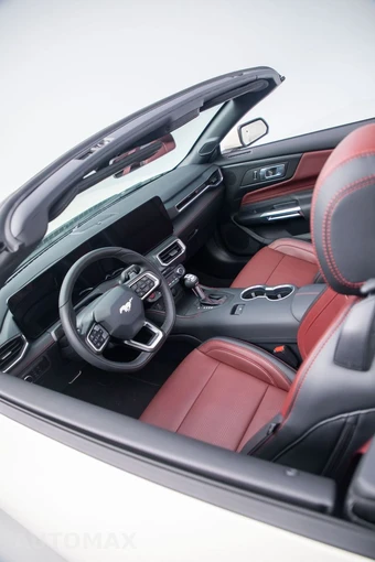 2025 Ford Mustang GT Premium Convertible - miniatura 27