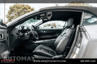 2025 Ford Mustang GT Premium Convertible – miniatura 23