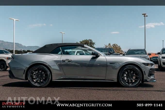 2025 Ford Mustang GT Premium Convertible – miniatura 8