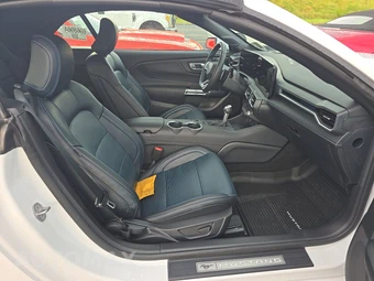 2025 Ford Mustang GT Premium Convertible - miniatura 14