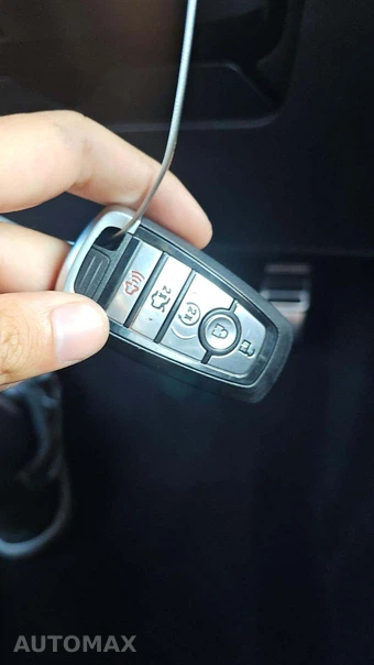 2025 Ford Mustang GT Premium Coupe - miniatura 12
