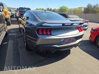 2025 Ford Mustang GT Premium Coupe - miniatura 2