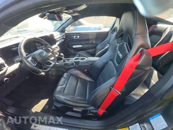 2025 Ford Mustang GT Premium Coupe - miniatura 5