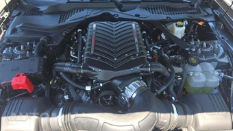 2025 Ford Mustang GT Premium Coupe - miniatura 18