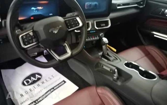 2025 Ford Mustang GT Premium Coupe - miniatura 11