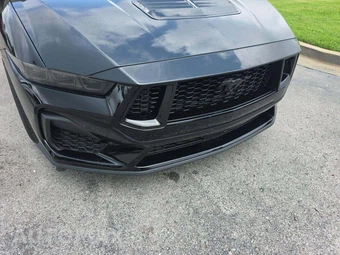 2025 Ford Mustang GT Premium Coupe – miniatura 18
