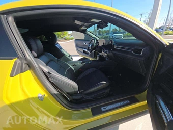 2025 Ford Mustang GT Premium Coupe - miniatura 18
