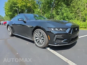 2025 Ford Mustang GT Premium Coupe – miniatura 3