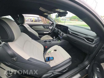 2025 Ford Mustang GT Premium Coupe - miniatura 18